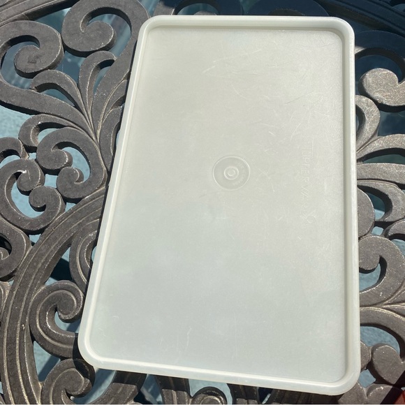 Tupperware - Vintage sausage / Hotdog 🌭 keeper - Picture 5 of 8